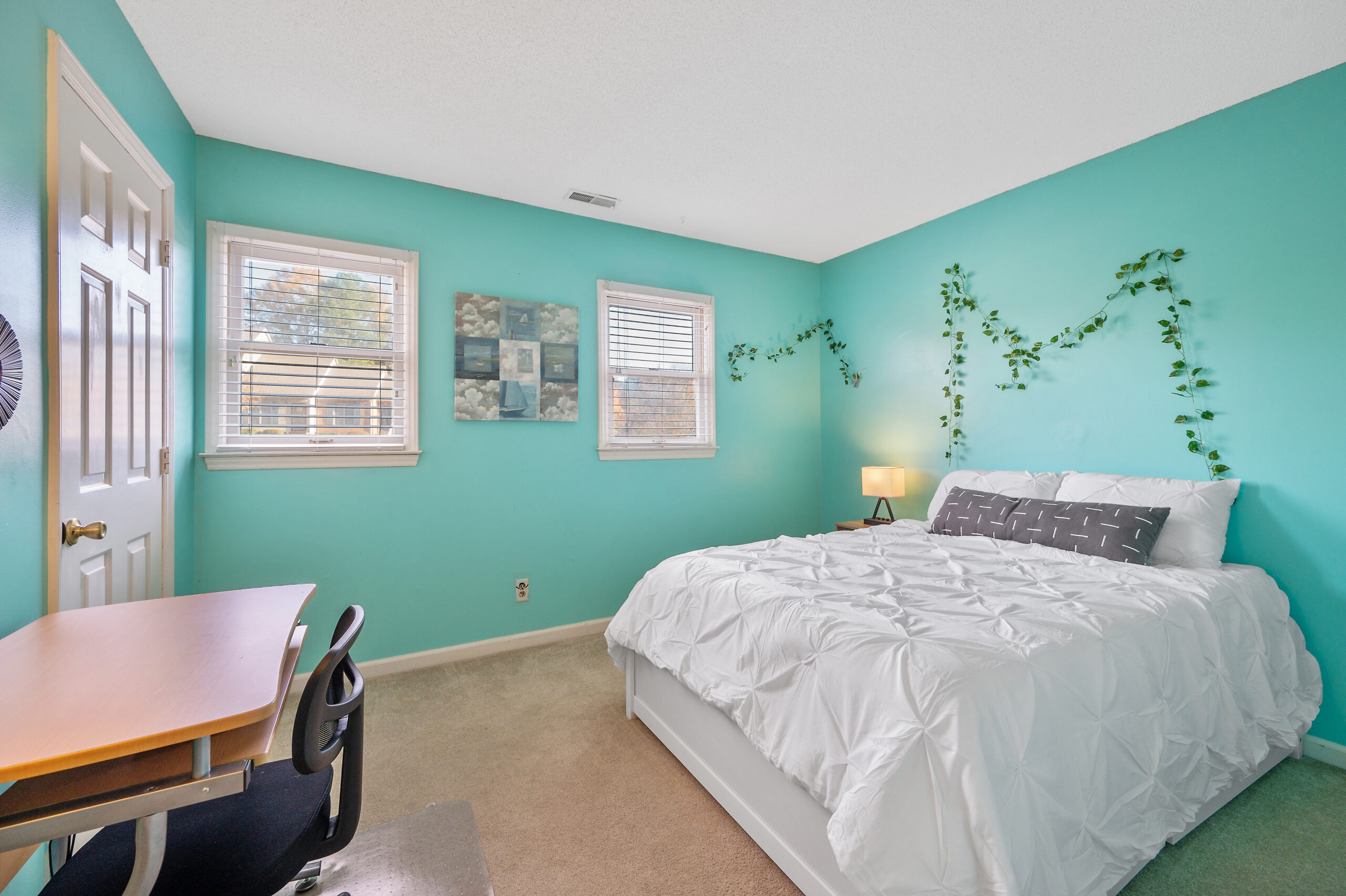 second bedroom