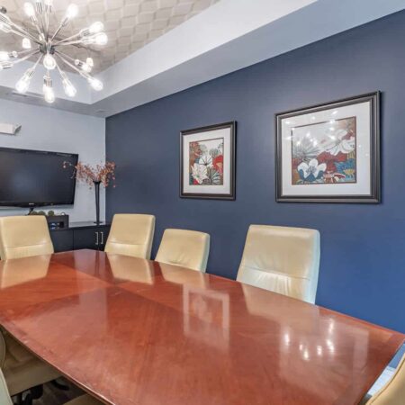 Trinity-Commons-apartments-in-Durham-conference-room